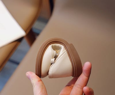 韓系蝴蝶節透膚包鞋8