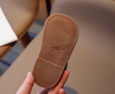 韓系蝴蝶節透膚包鞋9