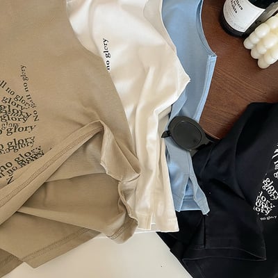 特殊剪裁字母涼感背心9