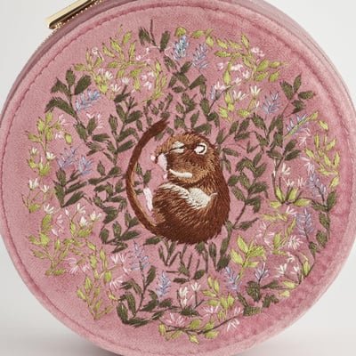 Fable England 睡鼠刺繡飾品盒4