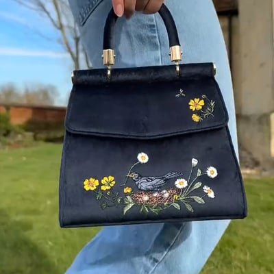 Fable England 黑鳥刺繡托特包1