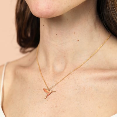 Lisa Angel 蜂鳥琺瑯項鍊3