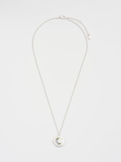 Fable England 夜影花月相片項鍊3