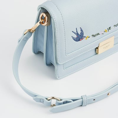 Fable England 藍羽刺繡斜背包4