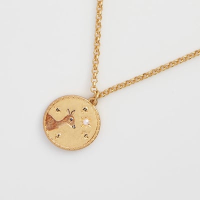 Fable England 小鹿圓牌項鍊2