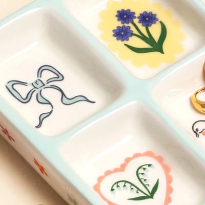 Lisa Angel 蝴蝶結花卉飾品盤2