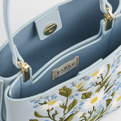 Fable England 勿忘我刺繡水桶包3