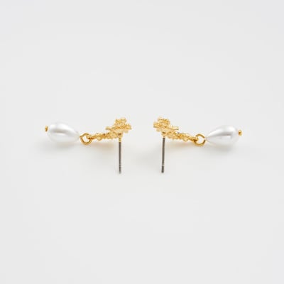 Fable England 扶桑花珍珠耳環3