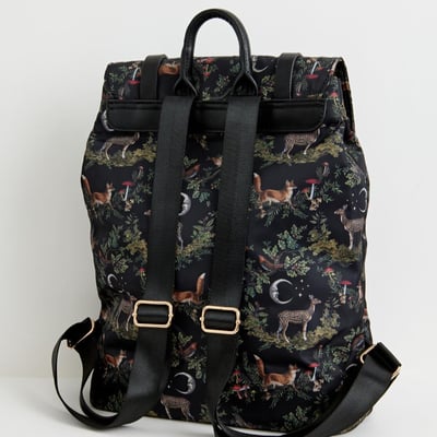 Fable England 森林之夜後背包3