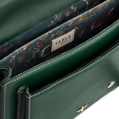 Fable England 步入叢林學院包5