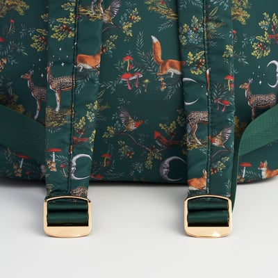 Fable England 步入叢林後背包7