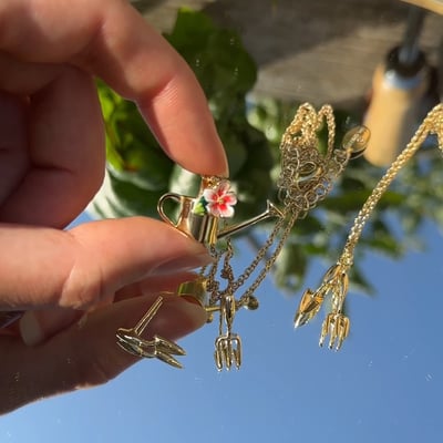 Bill Skinner 花園水壺項鍊2