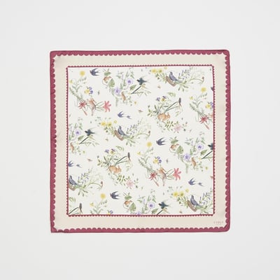 Fable England 奔跑兔方巾3