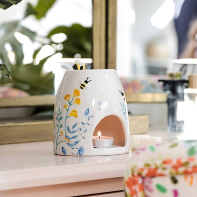 Lisa Angel 花卉蜜蜂蠟爐2