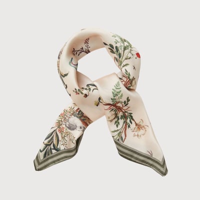 Fable England 綠境花園方巾1