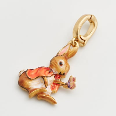 Fable England 弗洛普西兔墜飾3