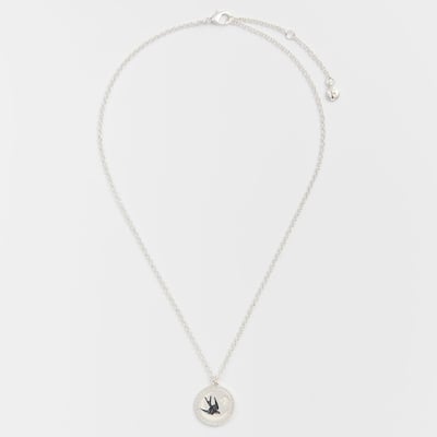 Fable England 燕子圓牌項鍊3