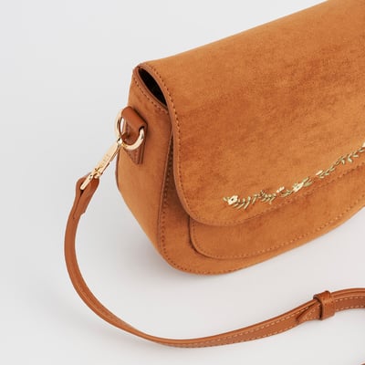 Fable England 焦糖麂皮刺繡馬鞍包3