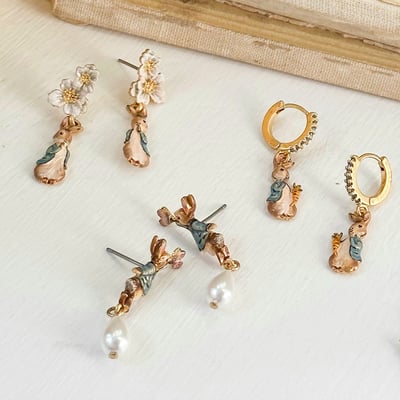 Fable England 彼得兔花卉耳環4