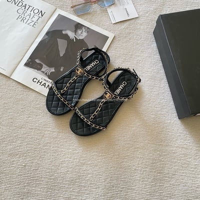 小香鏈條涼鞋10