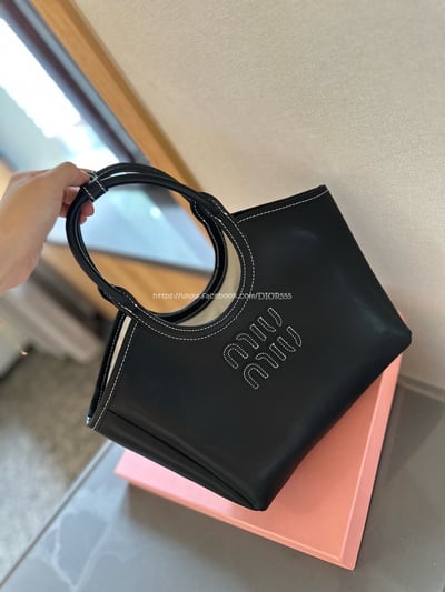 miumiu菜籃子包17