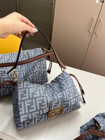 Fendi法棍包1