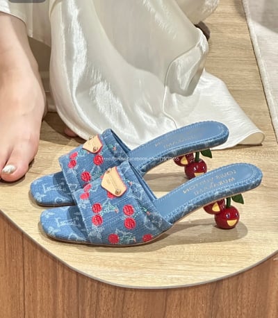 LV櫻桃跟高跟拖鞋16