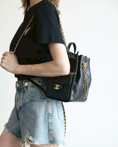 小香25B魚子醬後背包5