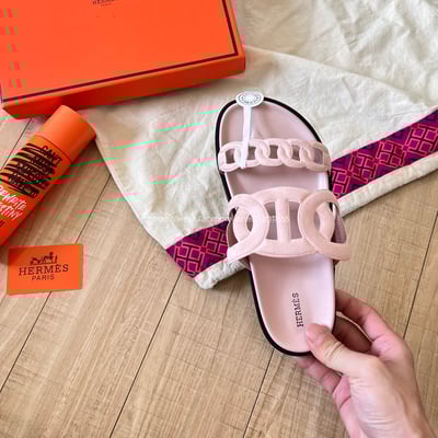 HERMES豬鼻拖鞋11