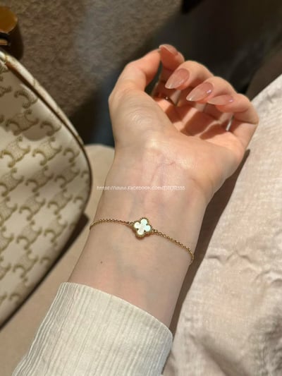  Vca mini四葉草手鍊 7