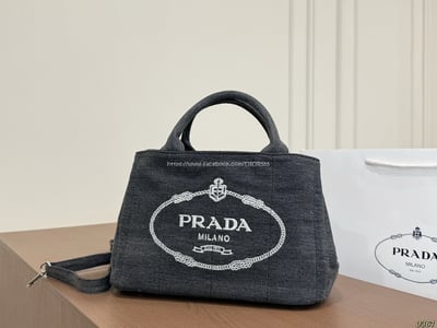  Prada沙灘包8