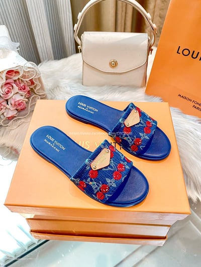  LV平底拖鞋 14