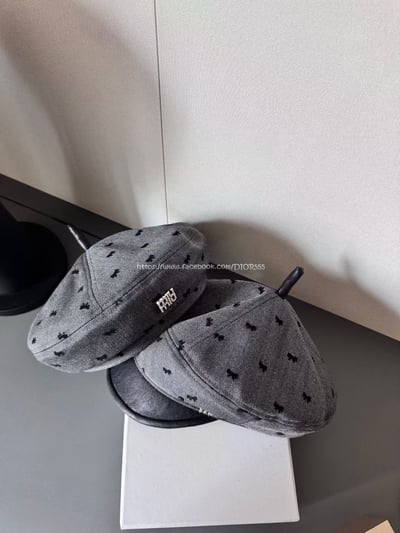 miumiu圓點蓓蕾帽/報童帽7