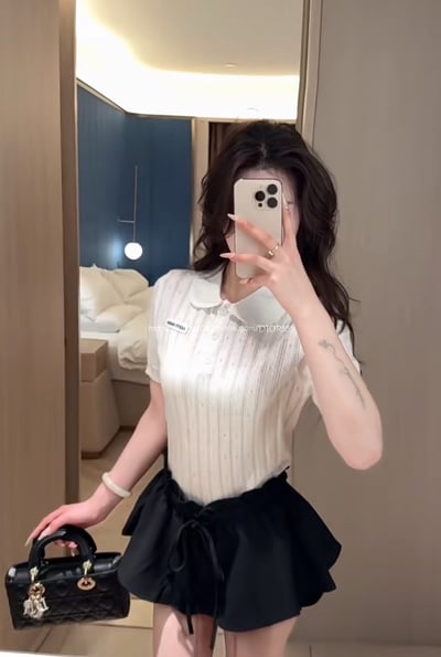 miu miu字母鏤空針織上衣1