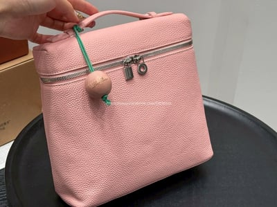  Loro Piana後背包 11