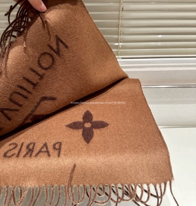 LV巧克力色圍巾9