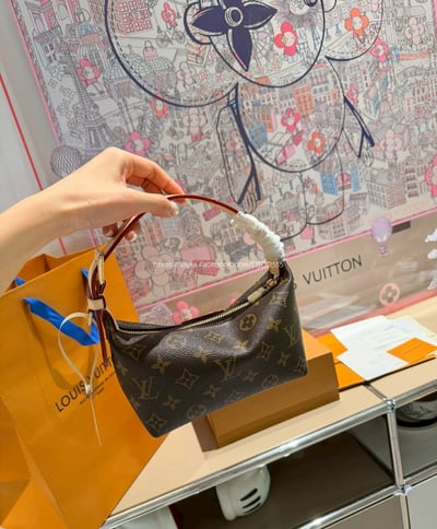  LV Hills Pochette飯盒包8