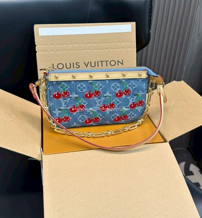 LV櫻桃牛仔麻將包1