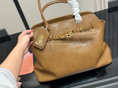 miumiu 托特大包 13