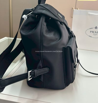 Prada 尼龍後背包4