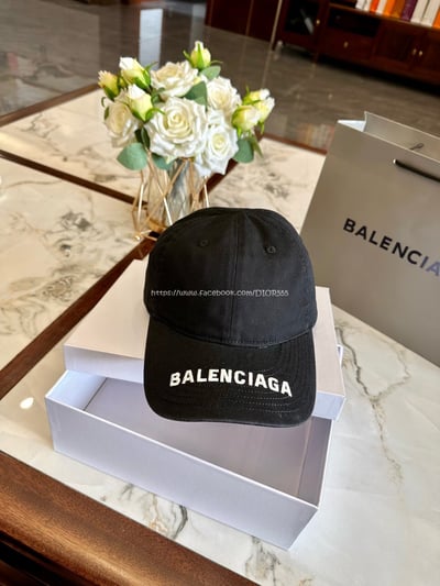 巴黎世家棒球帽10