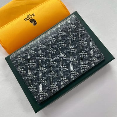  Goyard 護照夾4