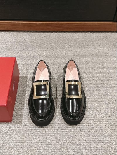 Rv厚底方扣樂福鞋15