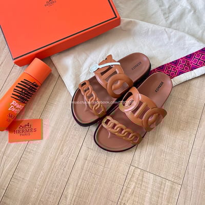 HERMES豬鼻拖鞋8