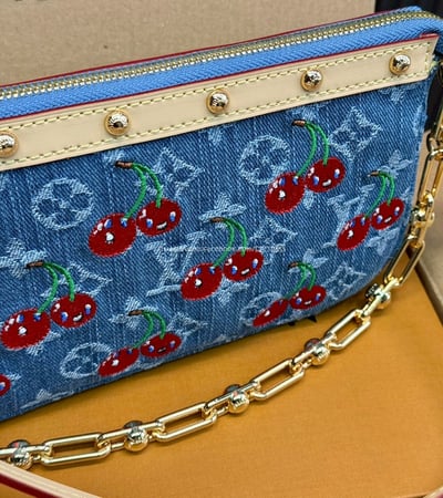 LV櫻桃牛仔麻將包7