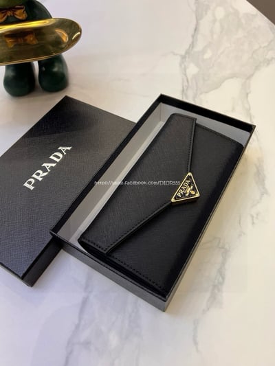Prada長夾6