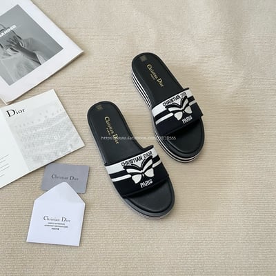 DIOR小厚底條紋拖鞋6