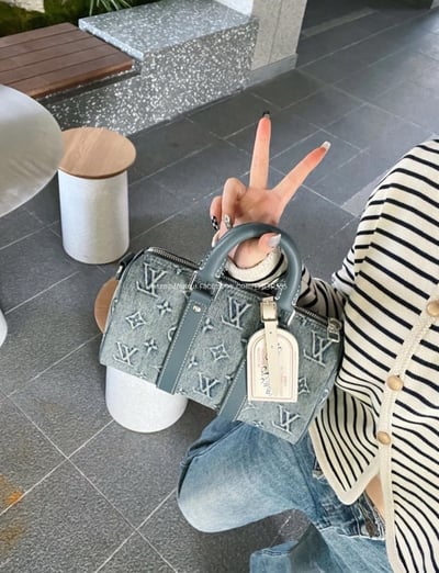 Lv 牛仔keepall 枕頭包5