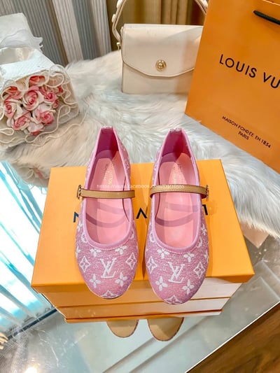 LV ROMY 平底芭蕾鞋 11