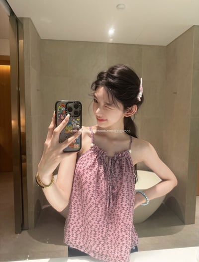 小香度假風滿印背心5